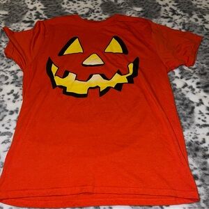 Way to Celebrate! Halloween T-shirt